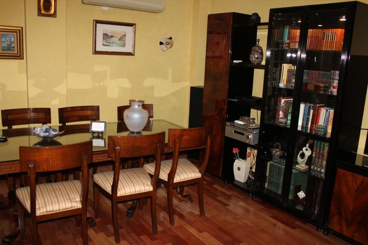 Villa Granada โมตริล ภายนอก รูปภาพ