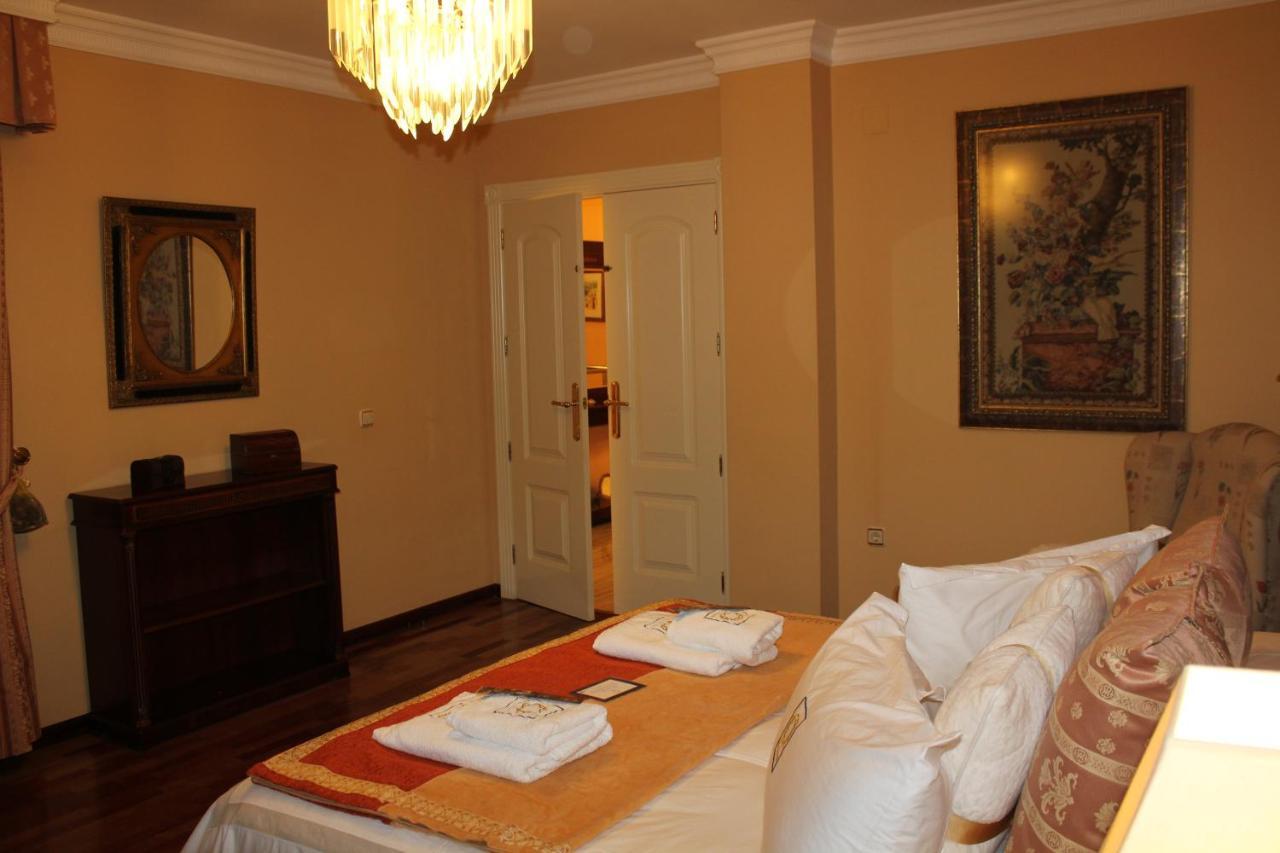 Villa Granada โมตริล ภายนอก รูปภาพ