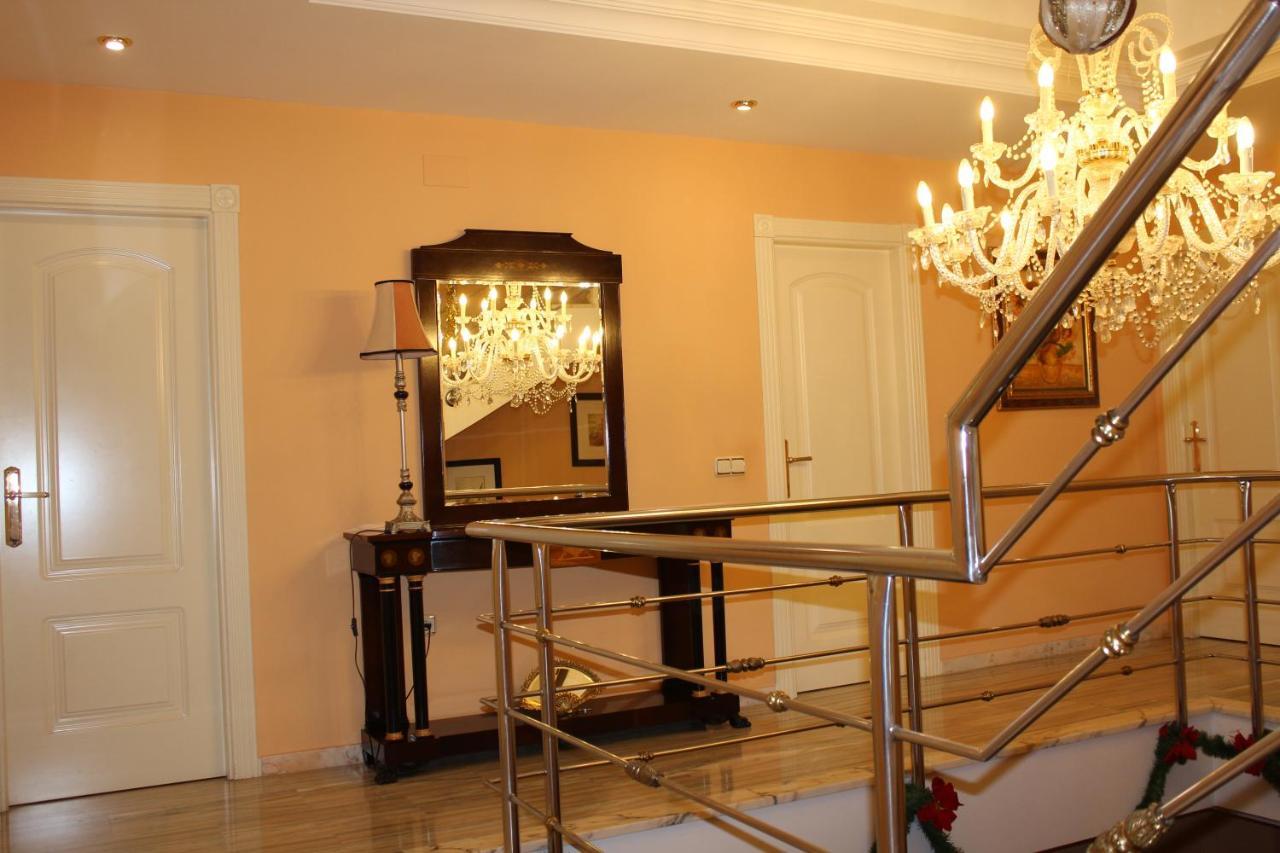 Villa Granada โมตริล ภายนอก รูปภาพ