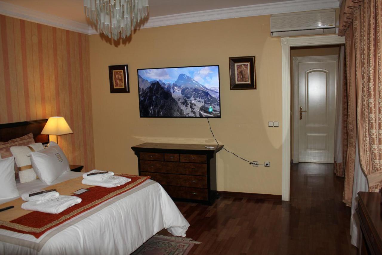 Villa Granada โมตริล ภายนอก รูปภาพ