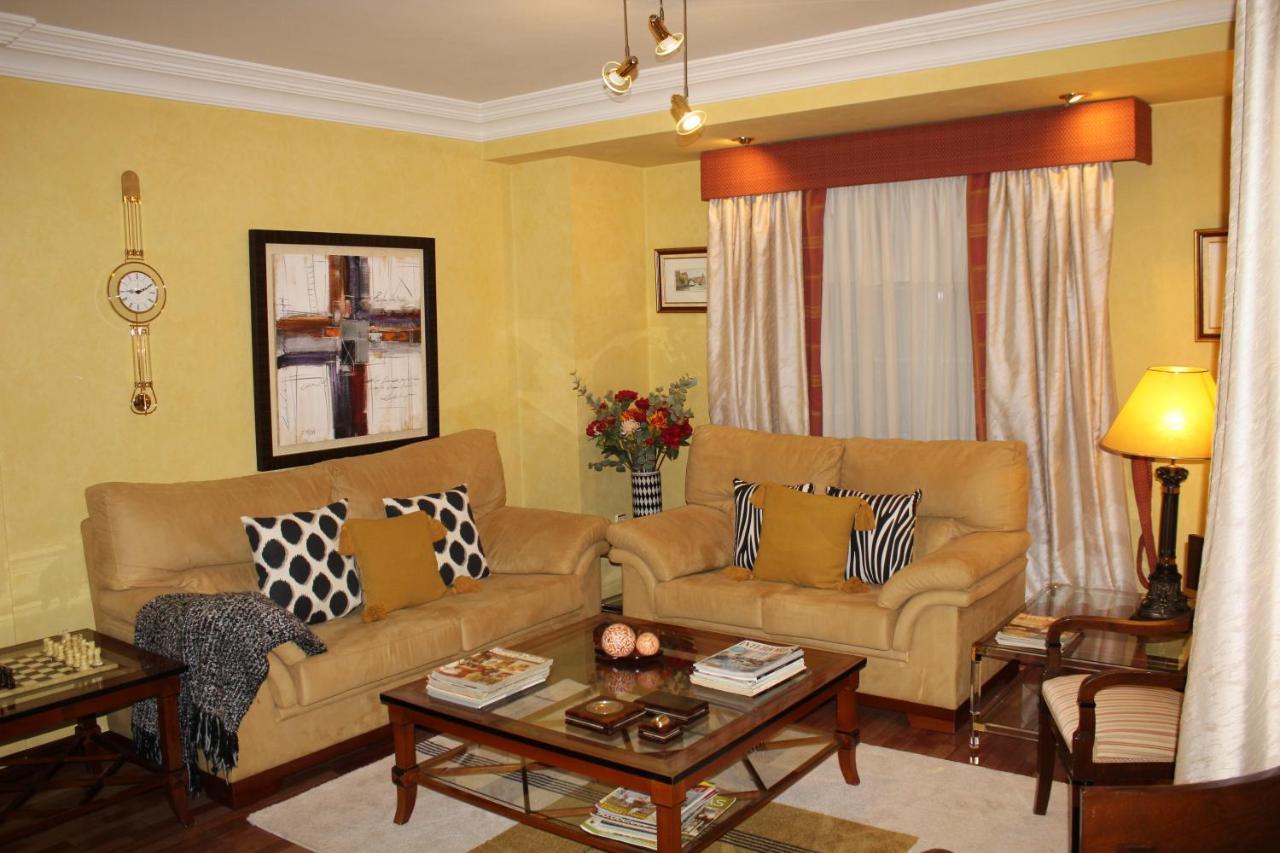 Villa Granada โมตริล ภายนอก รูปภาพ