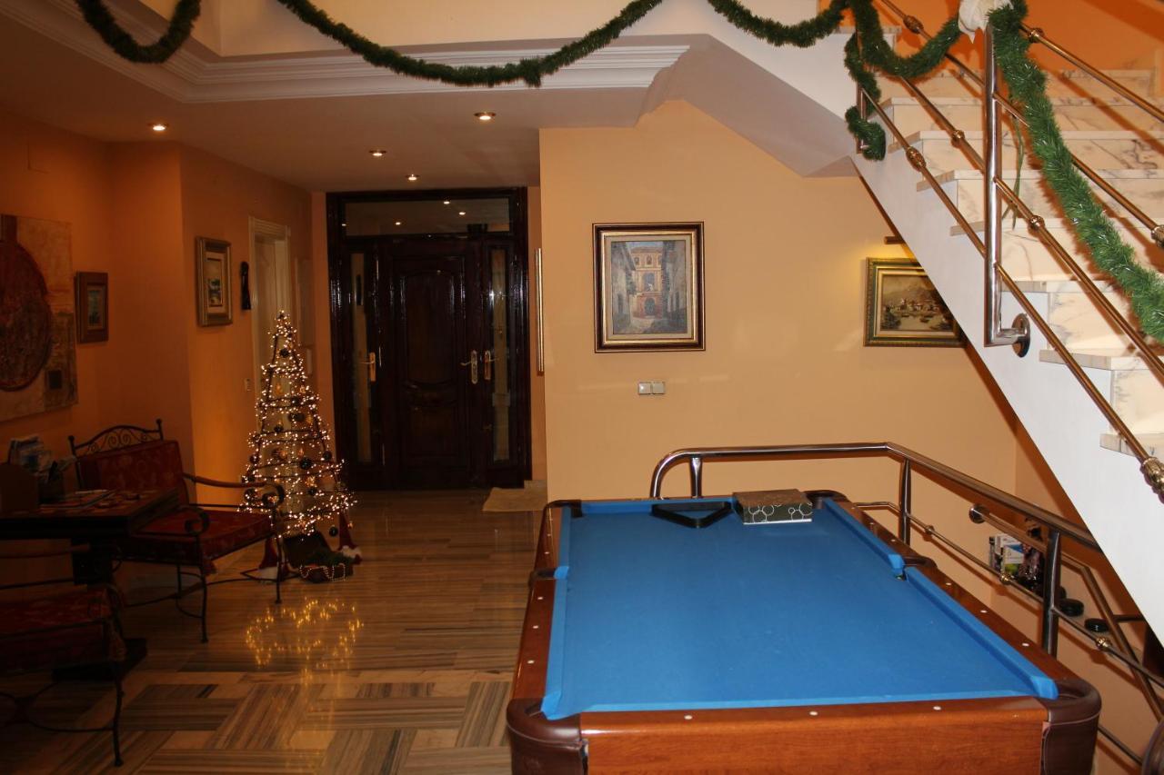 Villa Granada โมตริล ภายนอก รูปภาพ