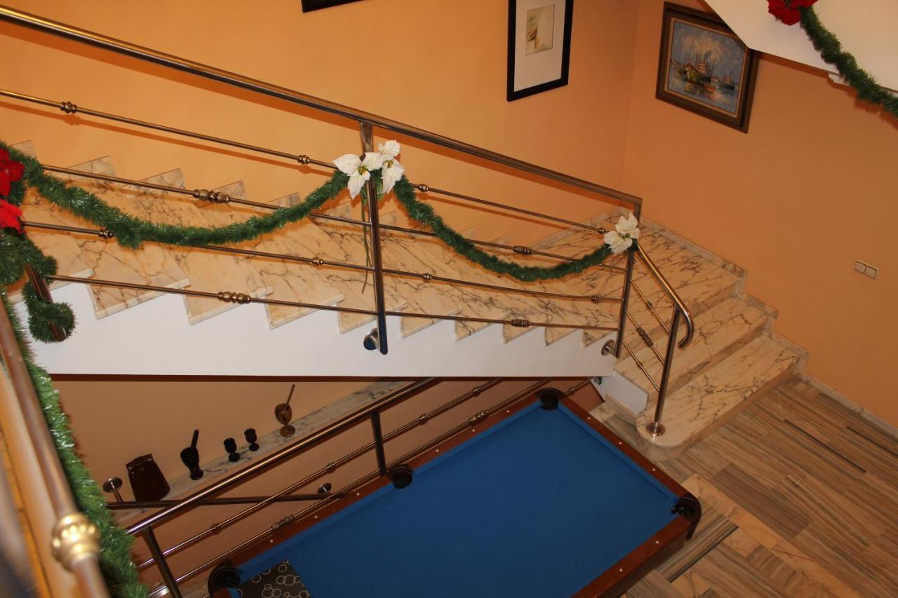 Villa Granada โมตริล ภายนอก รูปภาพ